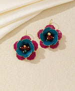 Charger l'image dans la galerie, Blossom bijoux - Boucles d’oreilles dormeuses fleur superposée – 26AHBOL063
