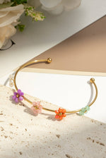 Charger l'image dans la galerie, COSMOS - Bracelet jonc doré fleurs colorées délicates acier lumineux
