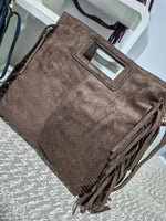 Charger l'image dans la galerie, MIA LAROUGE - SAC À MAIN AVEC BANDOULIÈRE, SUÉDINE.
