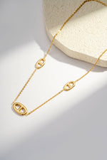 Charger l'image dans la galerie, COSMOS - Collier Motif Ovale Élégant  Acier Inoxydable
