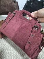 Charger l'image dans la galerie, MIA LAROUGE - SAC À MAIN AVEC BANDOULIÈRE EN SUÉDINE.
