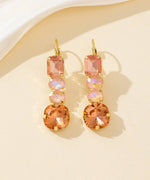 Charger l'image dans la galerie, Blossom bijoux - Boucles d’oreilles pendantes en verre facetté – 26PEBOL003
